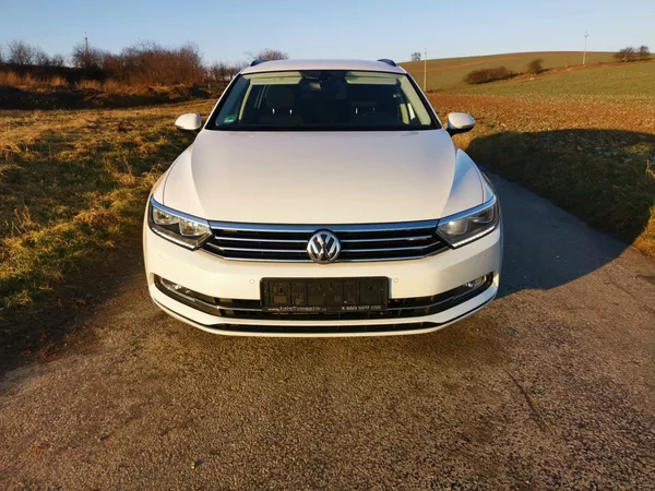 Volkswagen Passat 2,0TDI 110kW VIRTUAL LED 1MAJ - foto 2