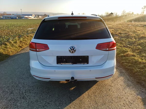 Volkswagen Passat 2,0TDI 110kW VIRTUAL LED 1MAJ - foto 6