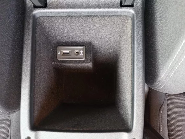 Volkswagen Passat 2,0TDI 110kW VIRTUAL LED 1MAJ - foto 67