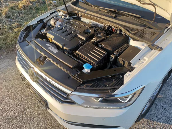 Volkswagen Passat 2,0TDI 110kW VIRTUAL LED 1MAJ - foto 73