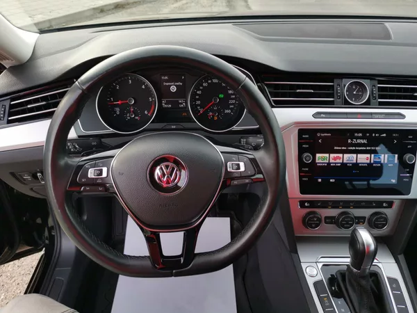 Volkswagen Passat 2,0TDI DSG110kW ACC MATRIX LED - foto 39