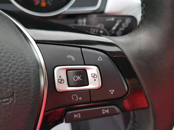 Volkswagen Passat 2,0TDI DSG110kW ACC MATRIX LED - foto 42