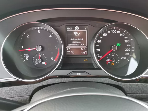 Volkswagen Passat 2,0TDI DSG110kW ACC MATRIX LED - foto 47