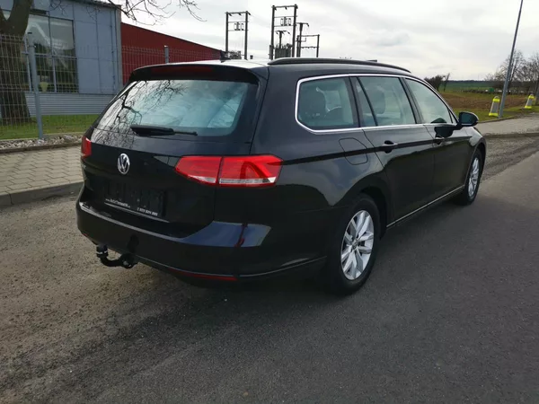 Volkswagen Passat 2,0TDI DSG110kW ACC MATRIX LED - foto 5