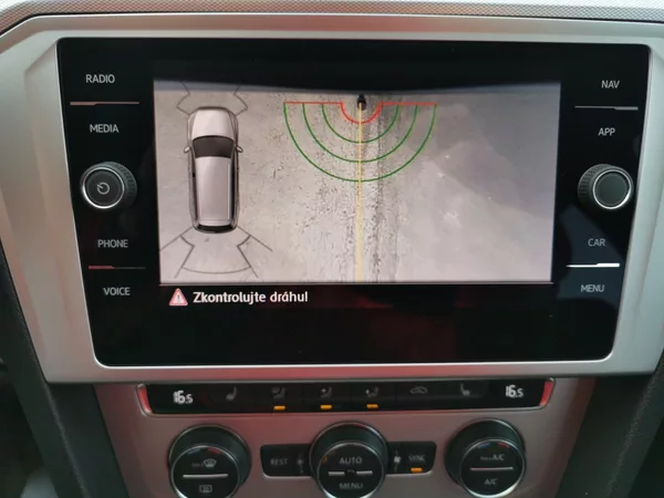 Volkswagen Passat 2,0TDI DSG110kW ACC MATRIX LED - foto 58