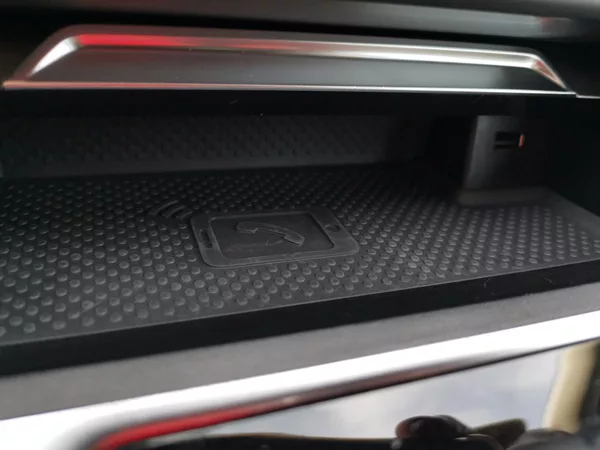Volkswagen Passat 2,0TDI DSG110kW ACC MATRIX LED - foto 60