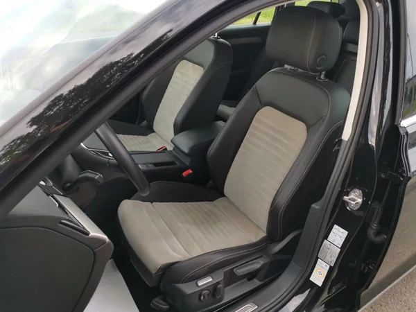 Volkswagen Passat HIGHLINE*110KW*LED*ALCANTARA* - foto 23