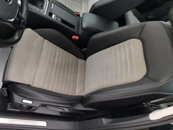Volkswagen Passat HIGHLINE*110KW*LED*ALCANTARA* - foto 24