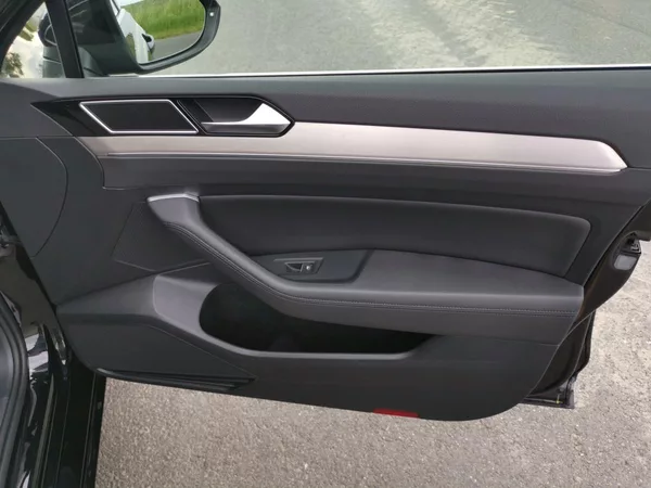 Volkswagen Passat HIGHLINE*110KW*LED*ALCANTARA* - foto 32