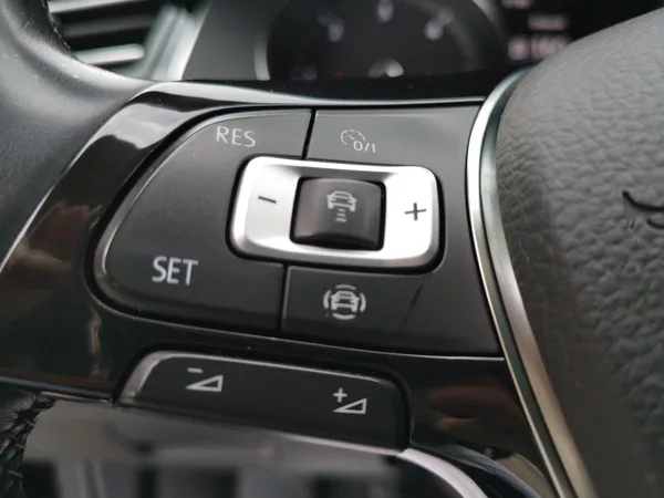 Volkswagen Passat HIGHLINE*110KW*LED*ALCANTARA* - foto 57
