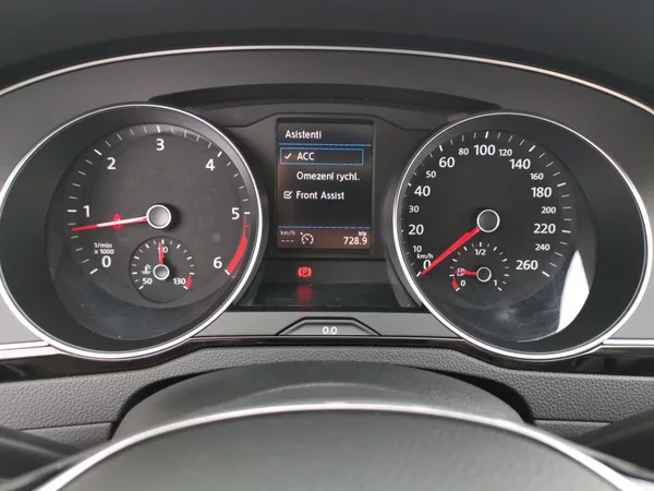 Volkswagen Passat HIGHLINE*110KW*LED*ALCANTARA* - foto 61