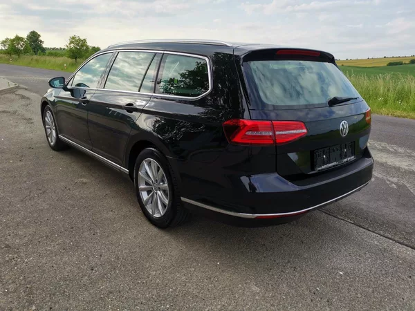 Volkswagen Passat HIGHLINE*110KW*LED*ALCANTARA* - foto 7