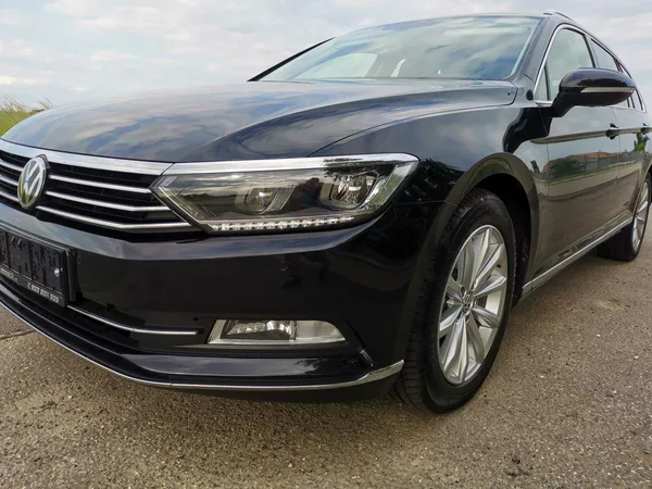 Volkswagen Passat HIGHLINE*110KW*LED*ALCANTARA* - foto 9