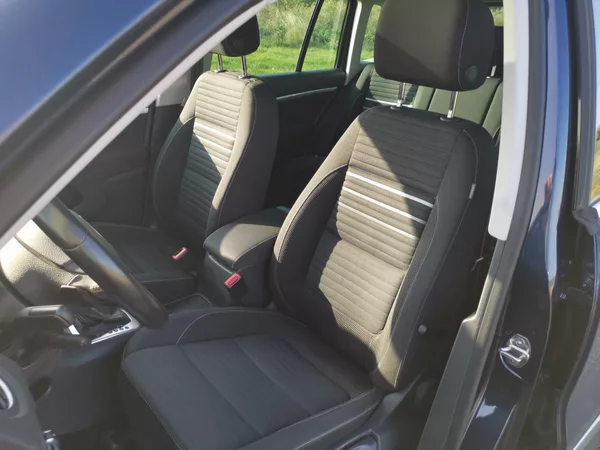 Volkswagen Tiguan 2,0TDI 130kW DSG ICUP 4x4 1MAJ - foto 18