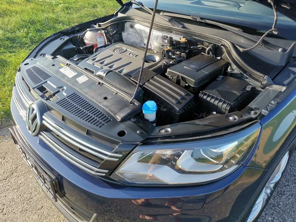 Volkswagen Tiguan 2,0TDI 130kW DSG ICUP 4x4 1MAJ - foto 87