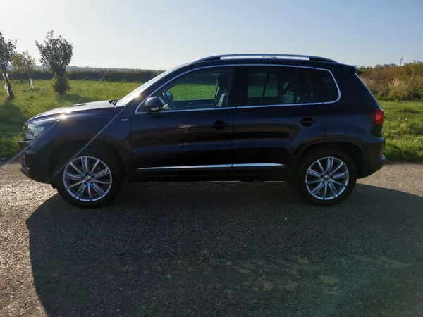 Volkswagen Tiguan 2,0TDI 130kW DSG ICUP 4x4 1MAJ - foto 9