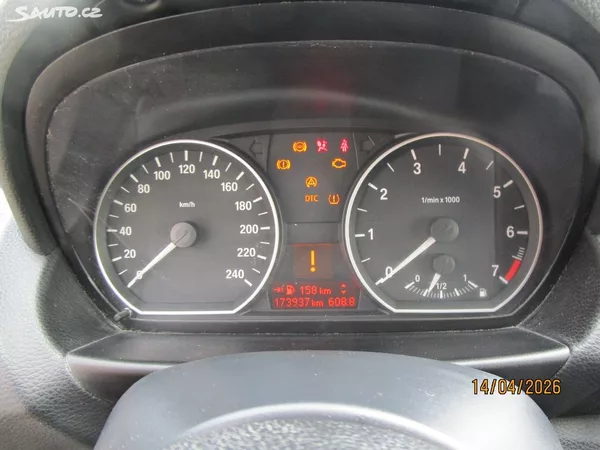 BMW Řada 1 2,0 - 90KW-NOVÁ STK+OLEJ - foto 17