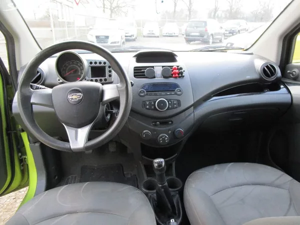 Chevrolet Spark 1,0 - 50KW - NOVÁ STK - foto 10