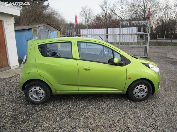 Chevrolet Spark 1,0 - 50KW - NOVÁ STK - foto 5