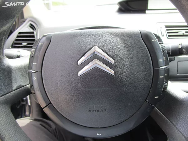 Citroën C4 1,6 - 88KW - NOVÁ STK+OLEJ - foto 11