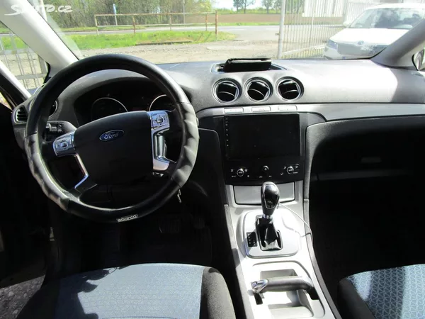 Ford S-MAX 2,0TDCi-96KW-AUTOMAT - foto 16