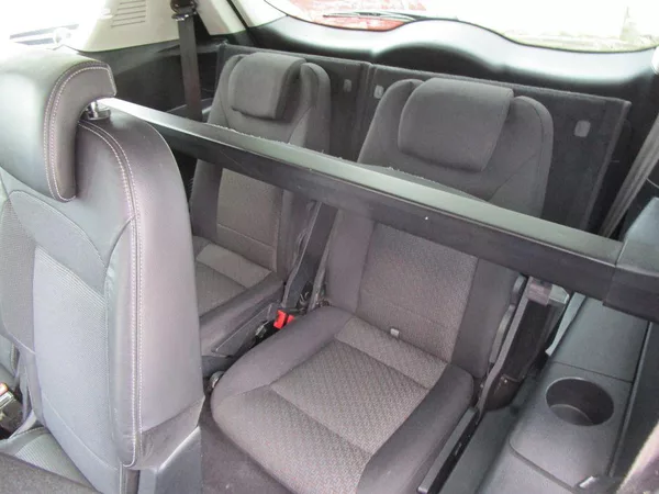 Ford S-MAX - foto 16