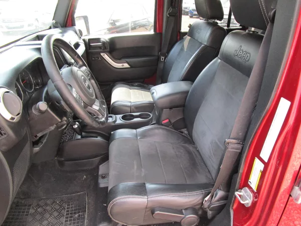 Jeep Wrangler 2,8D-147KW-4x4+NOVÝ OLEJ - foto 10