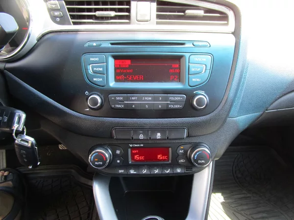 Kia Ceed 1,6-99KW-KOUPENO V ČR+NOVÁ STK - foto 11