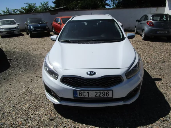 Kia Ceed 1,6-99KW-KOUPENO V ČR+NOVÁ STK - foto 2
