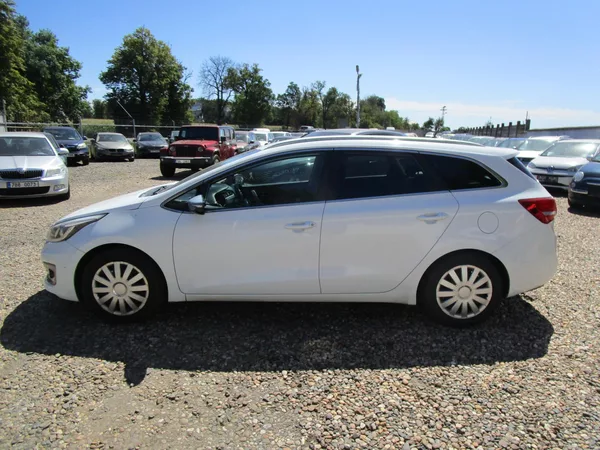 Kia Ceed 1,6-99KW-KOUPENO V ČR+NOVÁ STK - foto 3