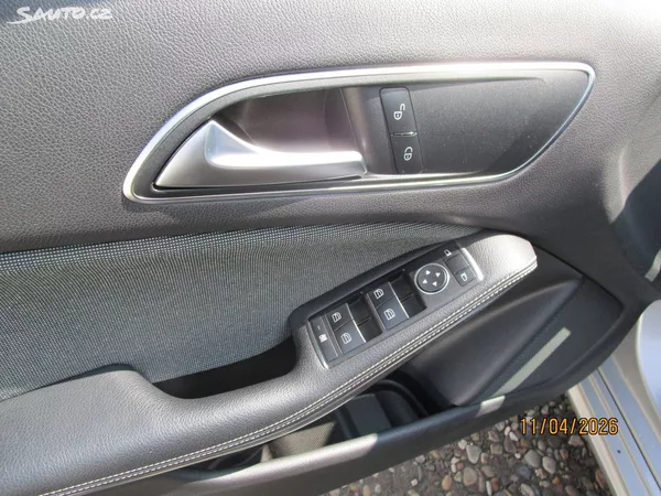 Mercedes-Benz Třídy A 1,6-90KW-NOVÝ OLEJ+FILTRY - foto 23