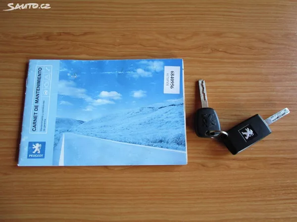 Peugeot 207 1,4 - 54KW + BATERIE - foto 17
