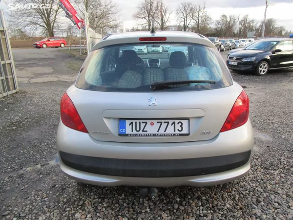 Peugeot 207 1,4 - 54KW + BATERIE - foto 6