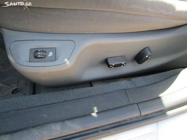 Peugeot 407 2,0HDI -100KW - NOVÁ STK - foto 19