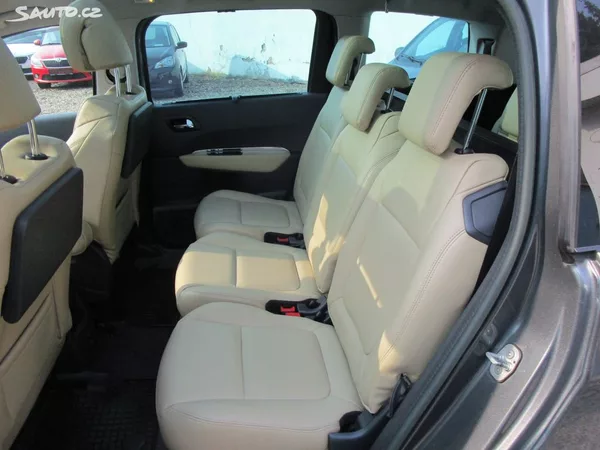 Peugeot 5008 1,6 - 115KW - NOVÁ STK - foto 15