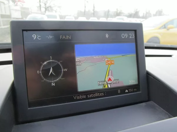 Peugeot 5008 1,6 - 115KW - NOVÁ STK - foto 26