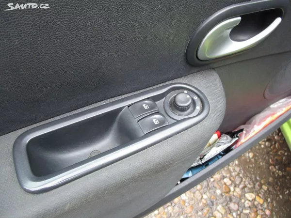 Renault Clio 1,2-55KW-1.MAJITEL-KOUPEN V ČR - foto 19