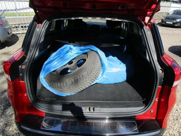 Renault Clio - foto 12