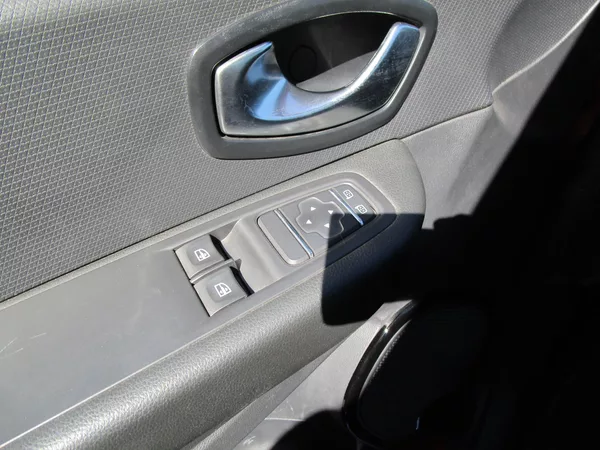 Renault Clio - foto 17