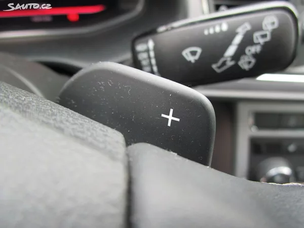 Seat Leon 1,5TSI-DSG-110KW-NOVÝ OLEJ - foto 17
