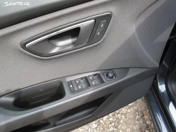 Seat Leon 1,5TSI-DSG-110KW-NOVÝ OLEJ - foto 24