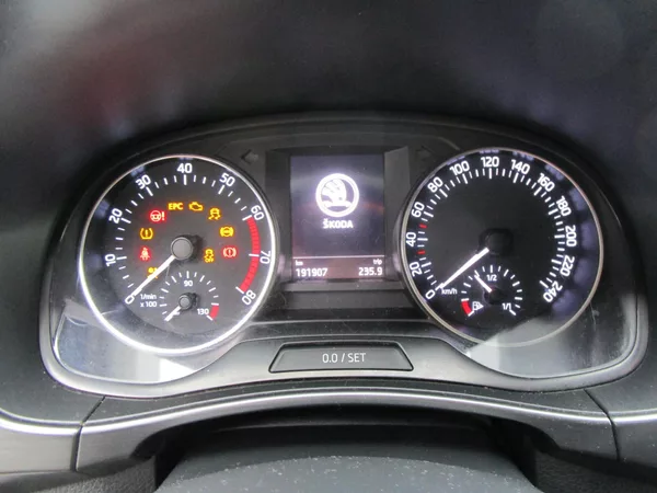 Škoda Fabia - foto 11