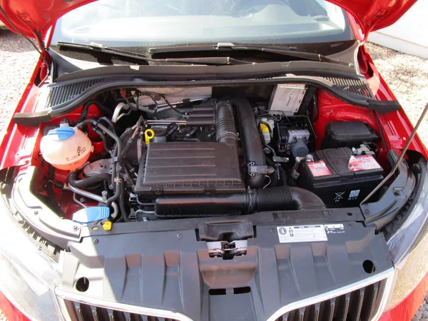 Škoda Fabia 1,2 - 66KW - KOUPENA V ČR - foto 13