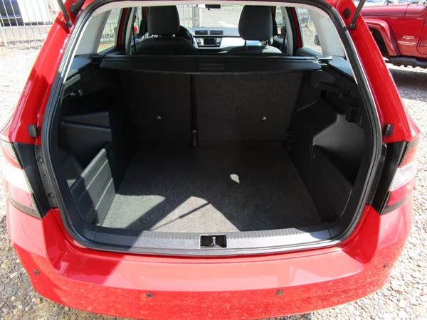 Škoda Fabia 1,2 - 66KW - KOUPENA V ČR - foto 6