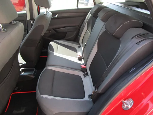 Škoda Fabia 1,2 - 66KW - KOUPENA V ČR - foto 8