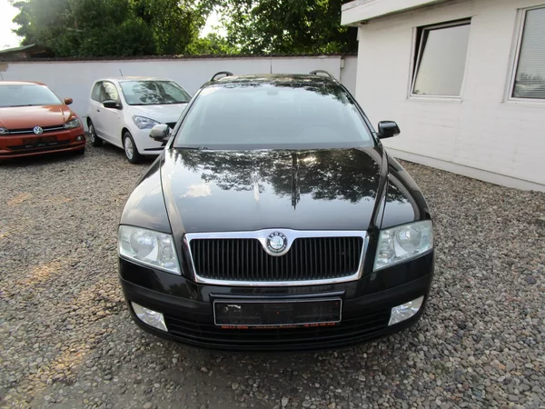 Škoda Octavia 2,0-110KW-NOVÁ STK - foto 2