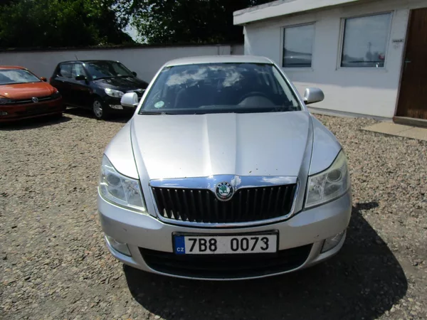 Škoda Octavia 1,6TDI-77KW- KOUPENA v ČR - foto 2