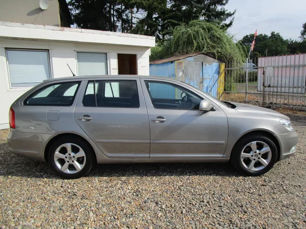 Škoda Octavia 1,2TSI-77KW-KOUPENA V ČR - foto 5