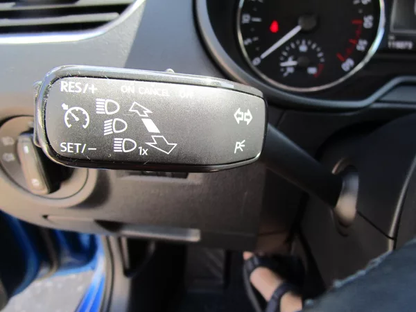 Škoda Octavia 1,6TDI-66KW- KOUPENA V ČR - foto 12