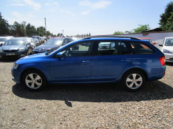 Škoda Octavia 1,6TDI-66KW- KOUPENA V ČR - foto 3